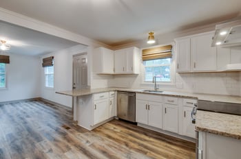 2934 Harlin Dr, Nashville, TN 37211