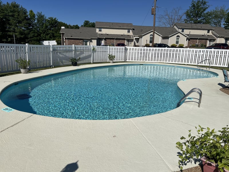 207 Village Cir W #207, Dickson, TN 37055