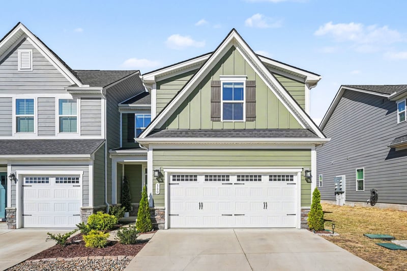 360 Camargue Ct, Smyrna, TN 37167