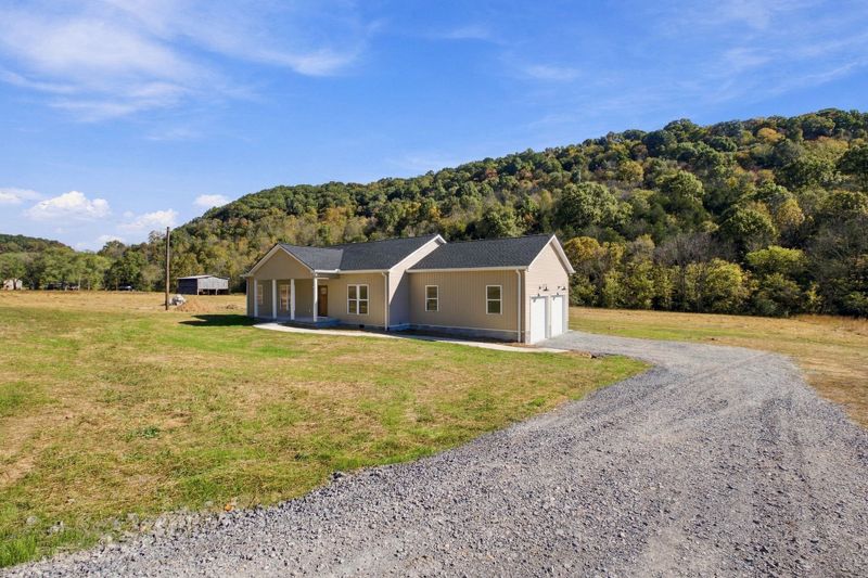 50 Shady Cir, Pleasant Shade, TN 37145