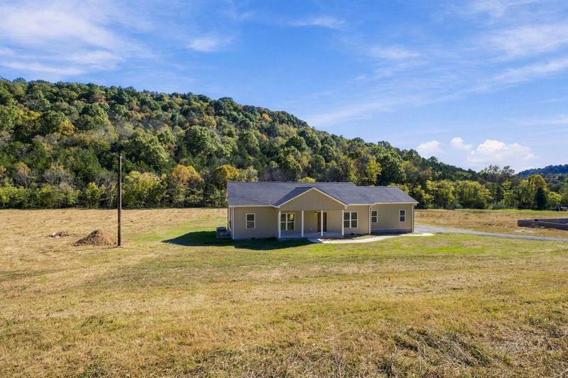 50 Shady Cir, Pleasant Shade, TN 37145