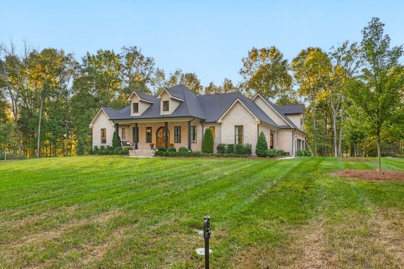566 Ben Green Rd, Lebanon, TN 37090