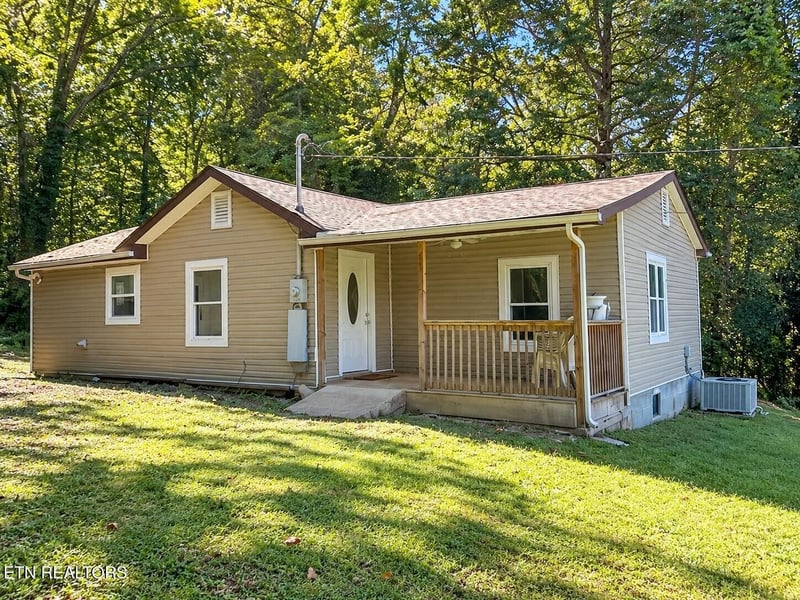 4737 Old Guinn Rd, Knoxville, TN 37931