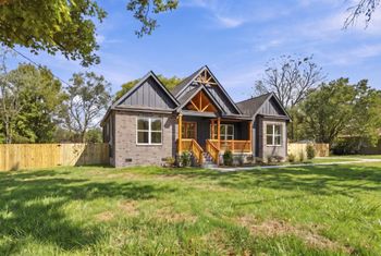 1132 Bellshire Dr, Nashville, TN 37207