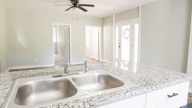 112 Humphries St, Charlotte, TN 37036