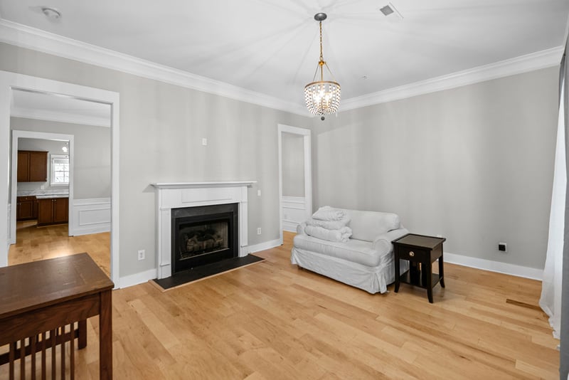 185 Augusta Ave, Pleasant View, TN 37146