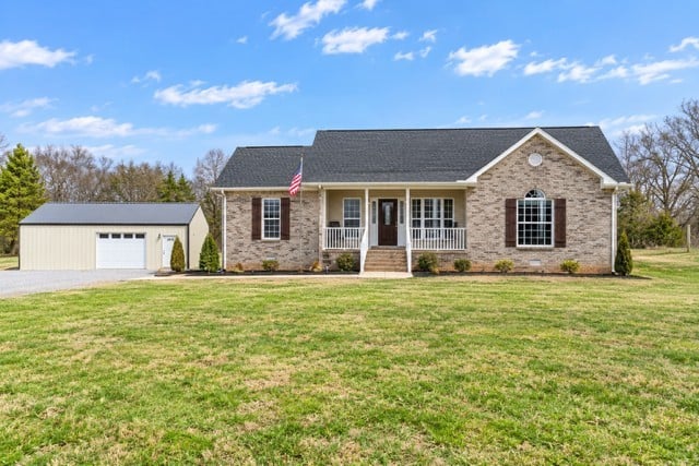 5730 Lakeview Rd, Springfield, TN 37172