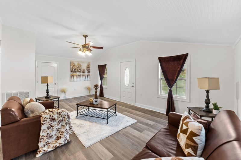 13512 Old Nashville Hwy, Smyrna, TN 37167