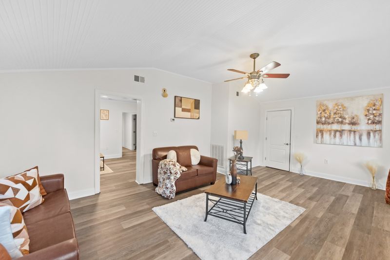 13512 Old Nashville Hwy, Smyrna, TN 37167