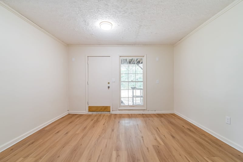 2120 Griffintown Rd, White Bluff, TN 37187