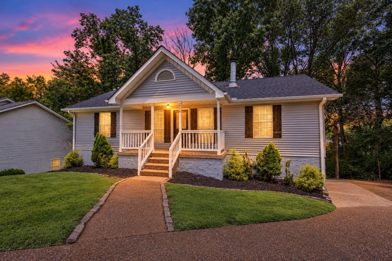 516 Ashlawn Cir, Nashville, TN 37211