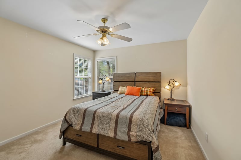 528 Village Green Cir, Murfreesboro, TN 37128