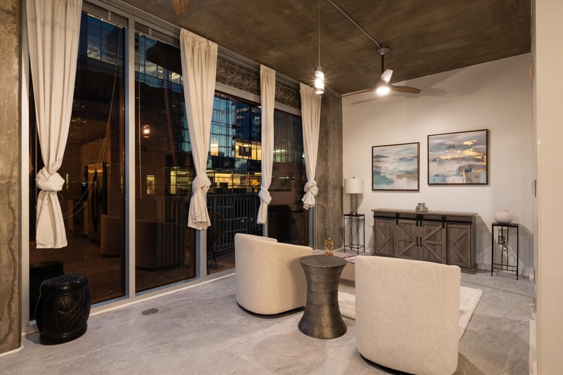 301 Demonbreun St #1418, Nashville, TN 37201