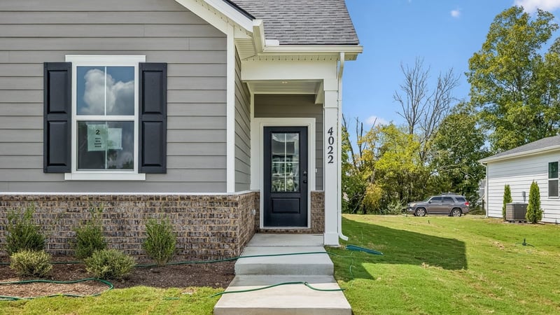 4030 Red Hawk Rd, Columbia, TN 38401