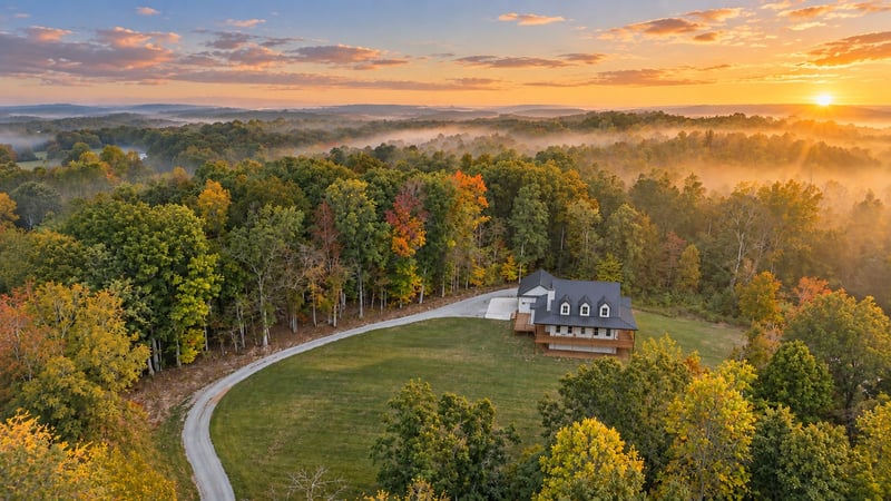 1061 Big Bartons Creek Rd, Dickson, TN 37055