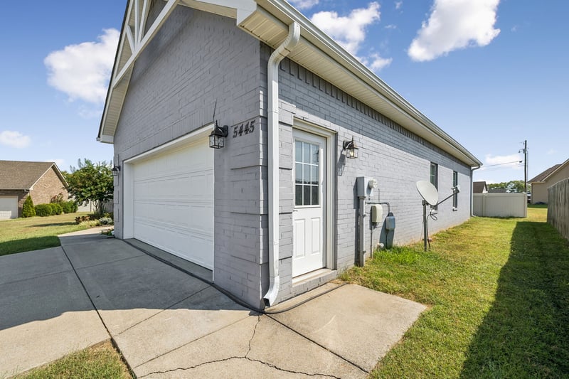 5445 Preakness Ct, Christiana, TN 37037