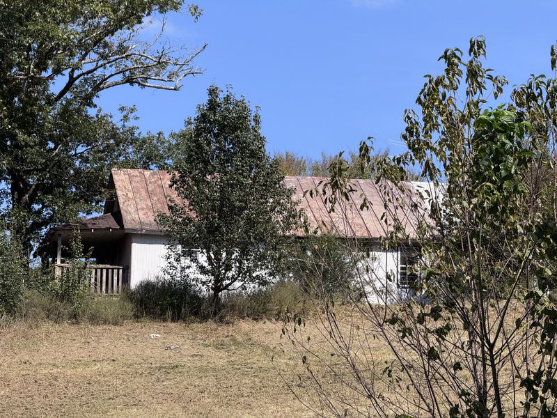 1360 Helton Rd, Sevierville, TN 37876