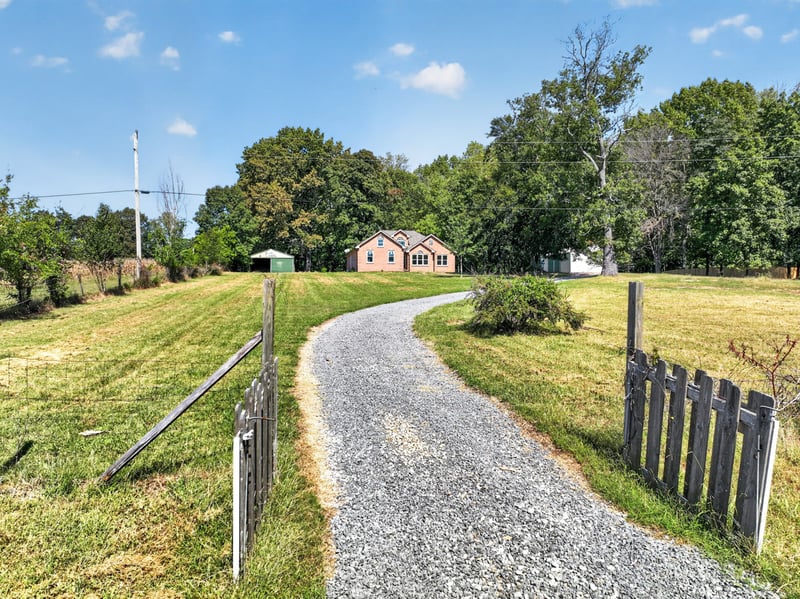 2137 Burford Rd, Lebanon, TN 37087
