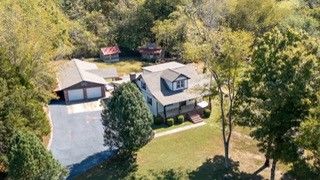 1870 Rock Church Rd, Charlotte, TN 37036