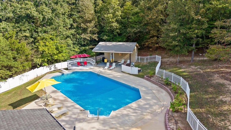 325 Battleview Dr, Ringgold, GA 30736