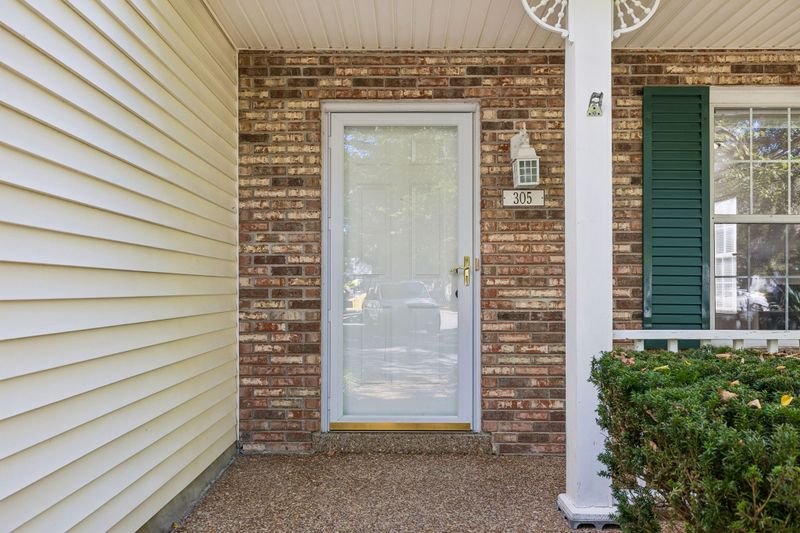 305 Chase Ct, Franklin, TN 37064