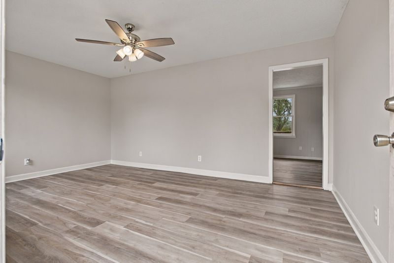 2414 Steve Dr, Columbia, TN 38401