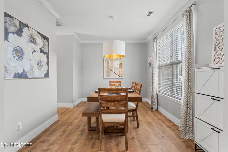 1029 Garnet Hill Dr, Lenoir City, TN 37772