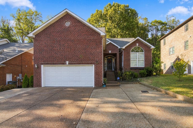 6705 Autumn Oaks Dr, Brentwood, TN 37027