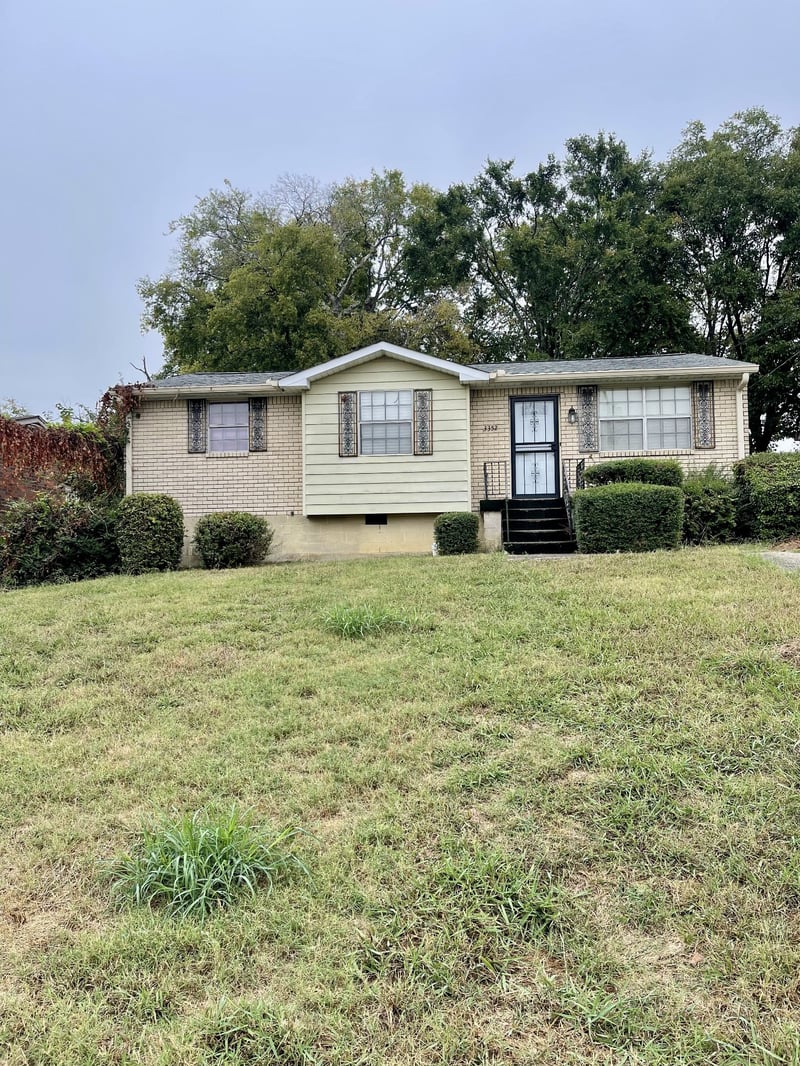 3352 Hospital Ln, Nashville, TN 37218