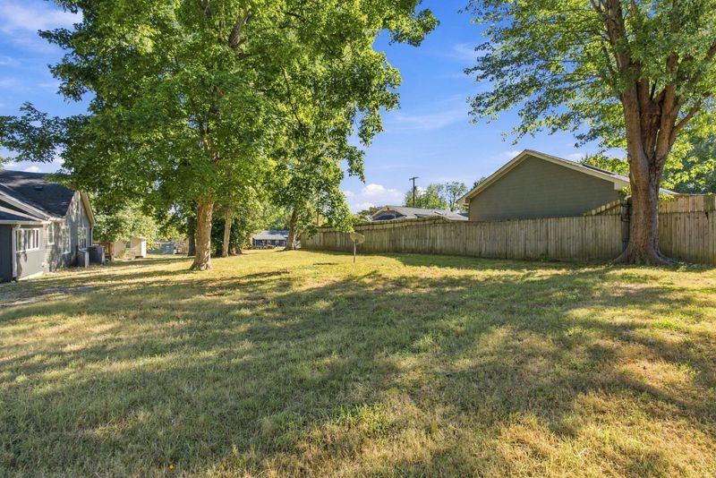 311 30th St, Old Hickory, TN 37138