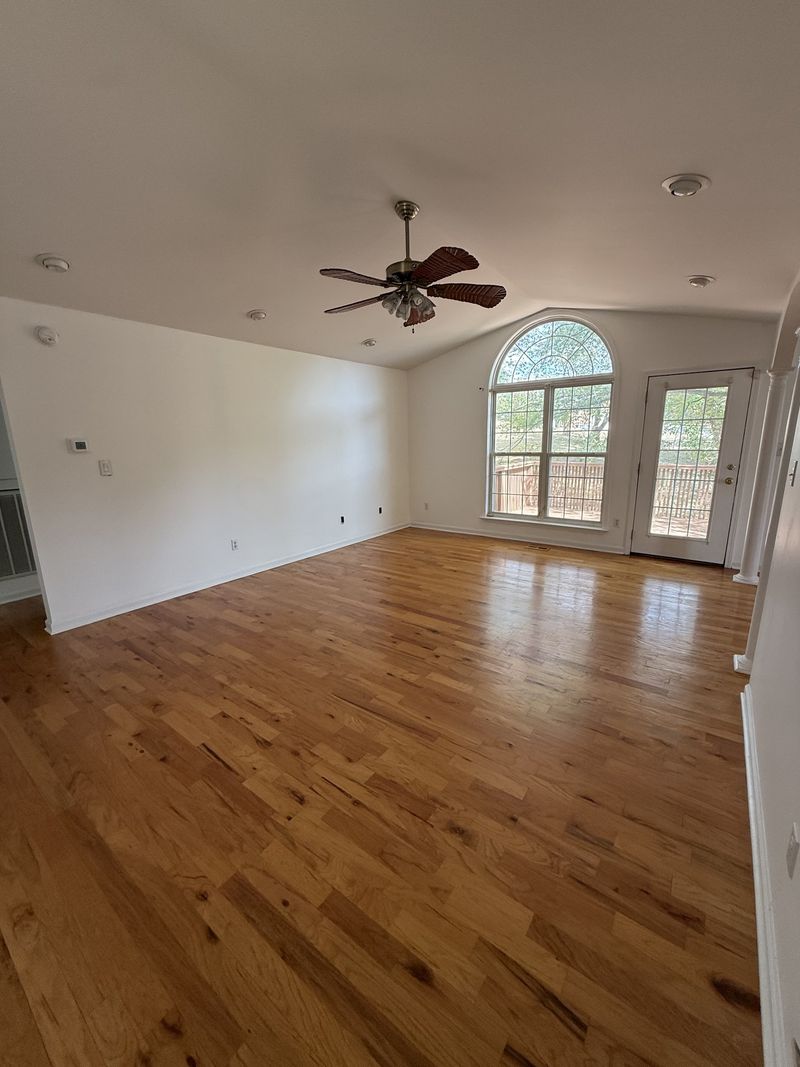 505 Sherry Dr, Columbia, TN 38401