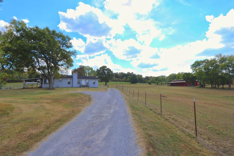 1600 Smith Rd, Lebanon, TN 37087