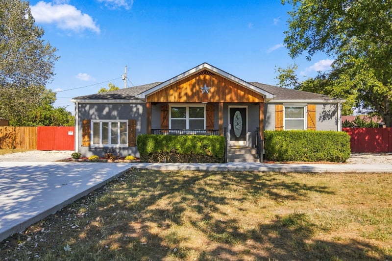 321 Breckinridge Dr, Smyrna, TN 37167