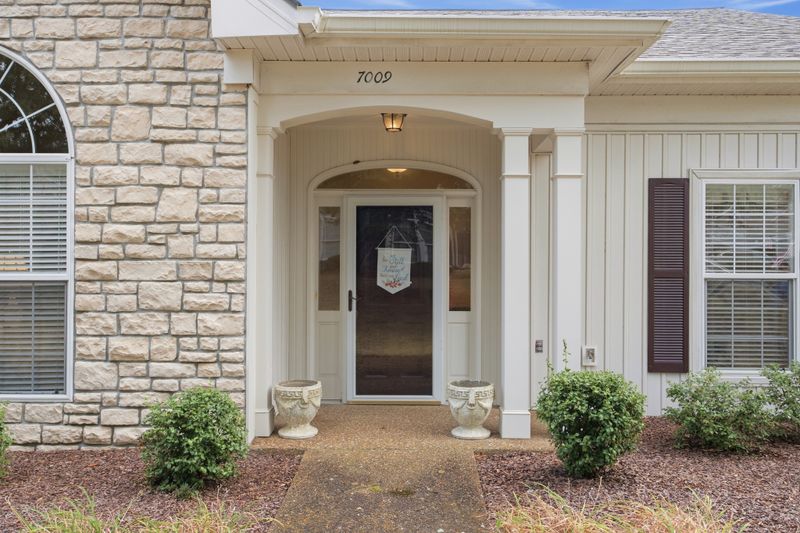 7009 Sunrise Cir, Franklin, TN 37067