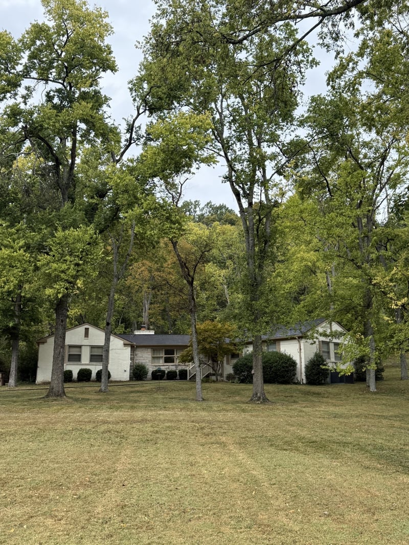6528 Jocelyn Hollow Rd, Nashville, TN 37205