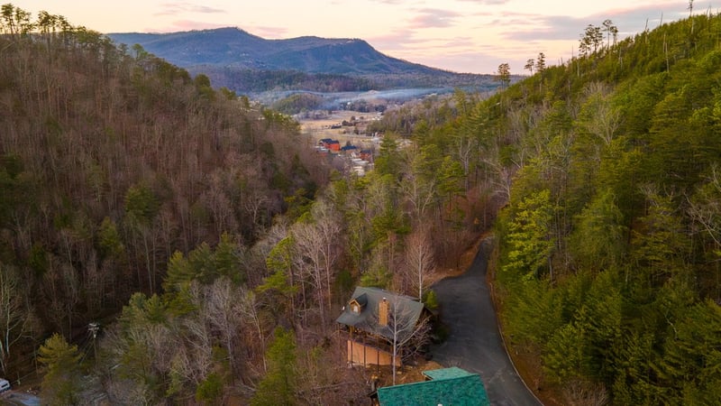 3202 Barry View Way, Sevierville, TN 37862