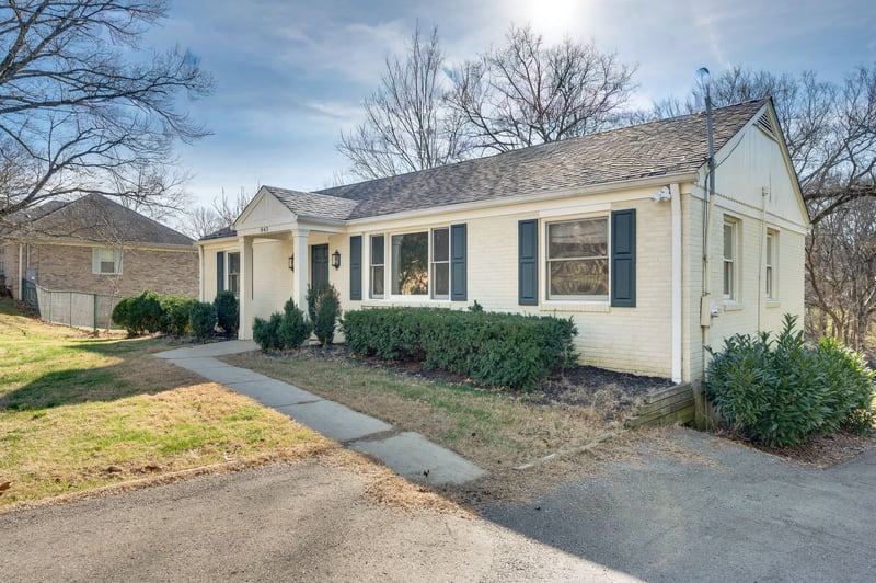 843 Summerly Dr, Nashville, TN 37209