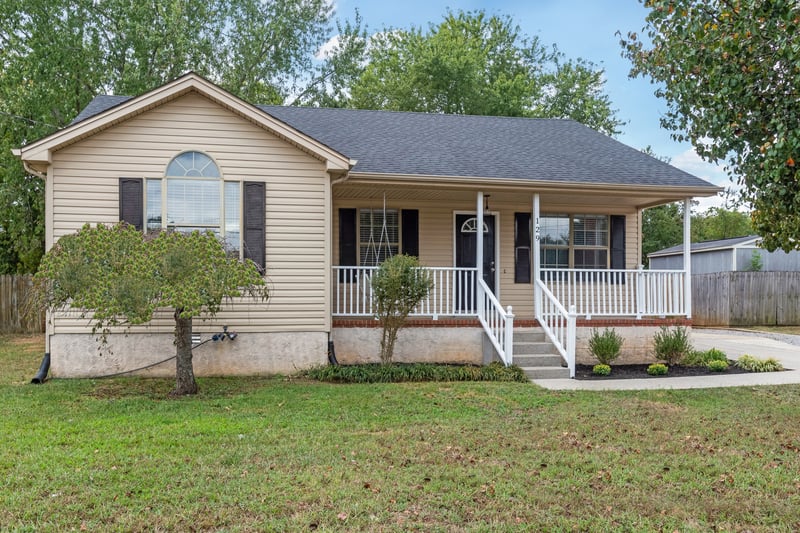 129 Riverwood Dr, La Vergne, TN 37086
