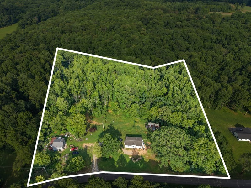 1098 Ewing Albright Rd, Ashland City, TN 37015