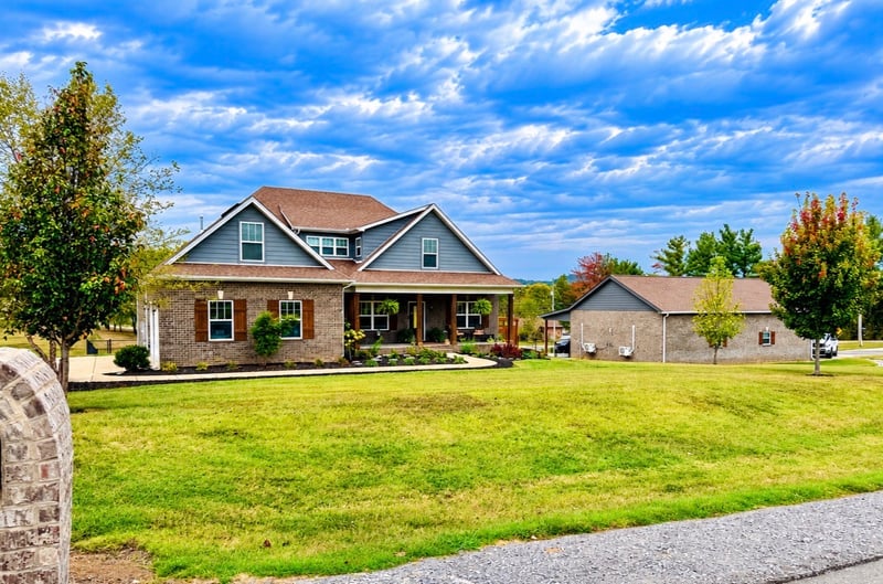 1004 Caballo Trl, Gallatin, TN 37066