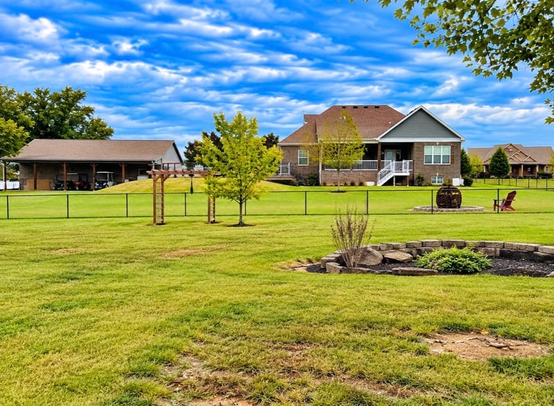 1004 Caballo Trl, Gallatin, TN 37066