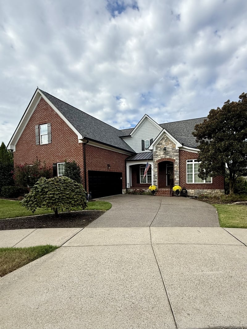 225 Molly Bright Ln, Franklin, TN 37064
