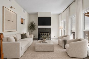 906B Russell St, Nashville, TN 37206
