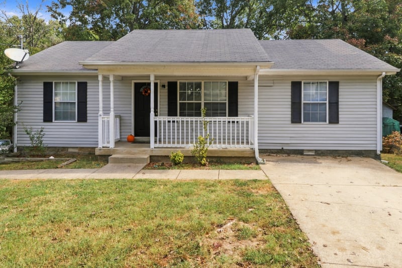 316 Crockett Ct, La Vergne, TN 37086