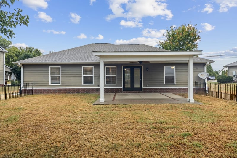 2280 Honey Farm Way, Columbia, TN 38401