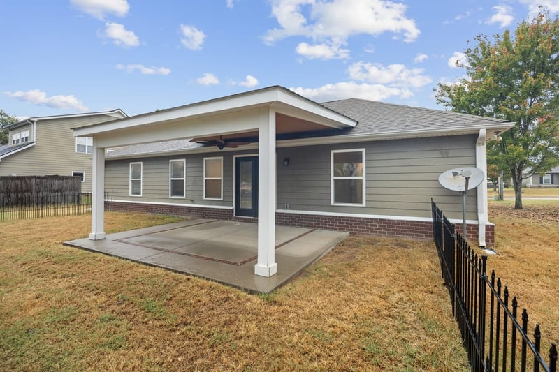 2280 Honey Farm Way, Columbia, TN 38401