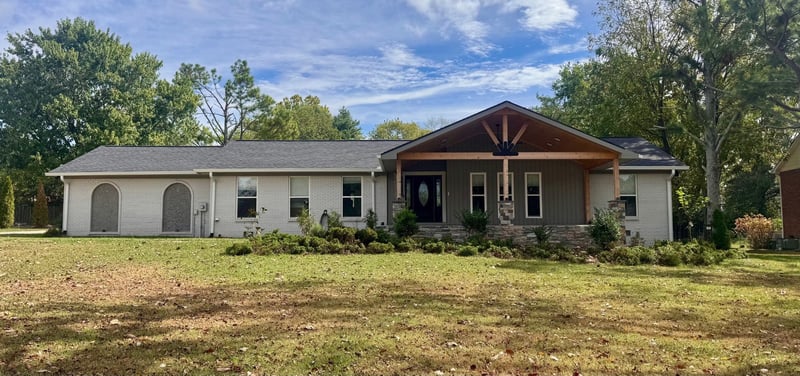 1037 S Brookside Dr, Gallatin, TN 37066