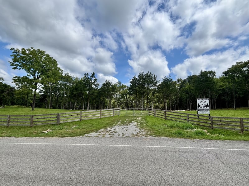 8598 Taliaferro Rd, Eagleville, TN 37060