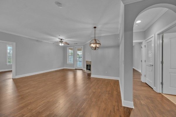 305 Seven Springs Way #302, Brentwood, TN 37027
