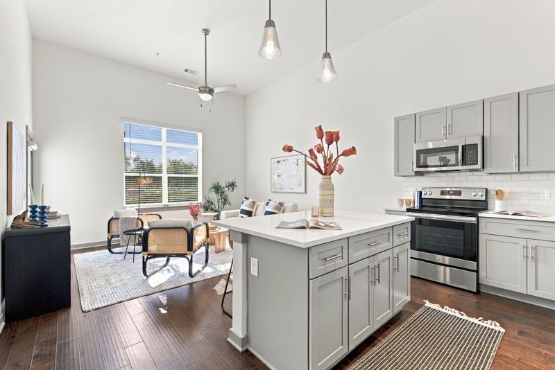 1638 54th Ave N #127, Nashville, TN 37209
